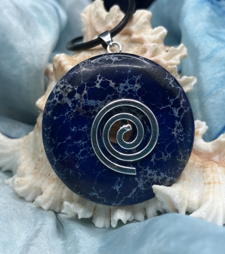 Meeresediment-Jaspis Donut darkblue mit Spiral Spange L