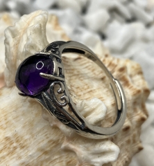 Amethyst Ring (7x9mm)